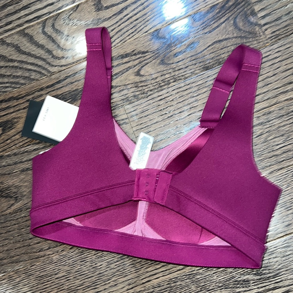 🆕 NWT - Nike Alpha High Support Bra - S (A-C) - Picture 2 of 6